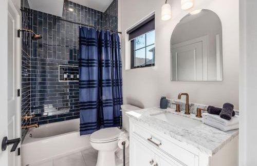 Rooftop Patio, Hot Tub and Games City Escape - Foto 3