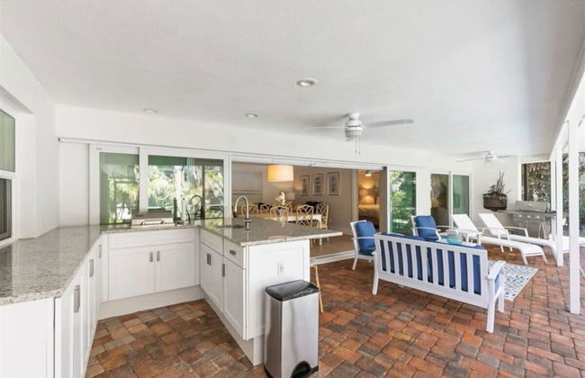 Luxury Beach House w Private Beach - Foto 24