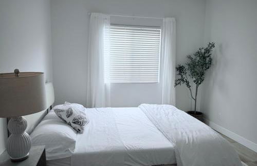 Modern Family Haven - Minutes from Disney Magic-OC - Foto 3