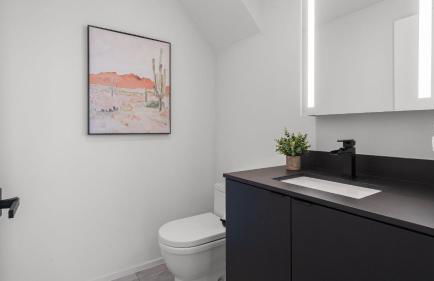 Sleeps 32 Private Compound w Putting Green Bouldin Collective by AvantStay - Foto 24