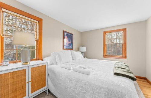 Coastal comfort near beaches and walking distance to Harwich Port! - Foto 12