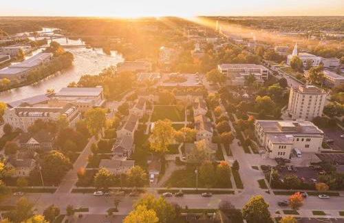 Downtown Lawrence University - Edge of Campus Perfect for Families - Foto 22