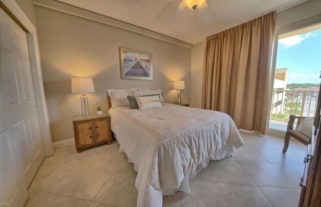 Cozy Condominium with Astonishing View from Spacious Balcony - Unit 0401 by RedAwning - Foto 8