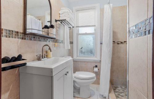 9 Bedroom, 14 Beds House Great for Big Groups Near Boardwalk, Tropicana - Foto 26