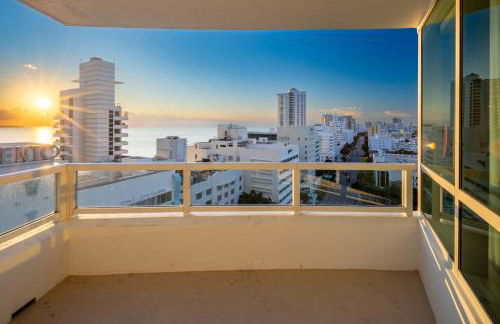 Fontainebleau Hotel Ocean View Fits 6! 1 BED/2 BA - Photo 40