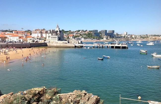 Remarkable view over Cascais Bay - Photo 34