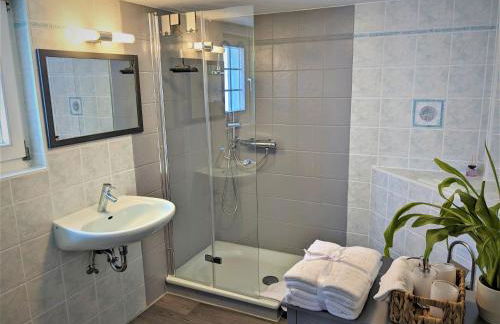 Lilly im Dorfe - Foto 11