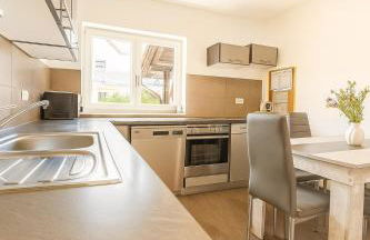 LETA Homes - Komfortables Gästehaus - eigene Parkplätze & Traumterrasse - Foto 12