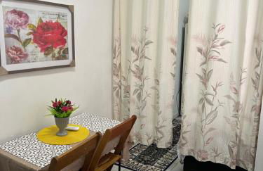 Suíte com cozinha em área nobre - Foto 1