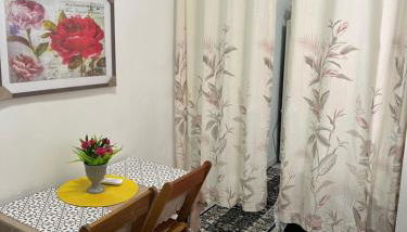 Suíte com cozinha em área nobre - Foto 1