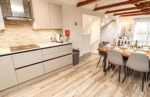 Squirrel Cottage - Photo 14