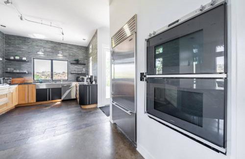 Serene Millerton Lake Villa w/ Panoramic Lake View - Foto 31