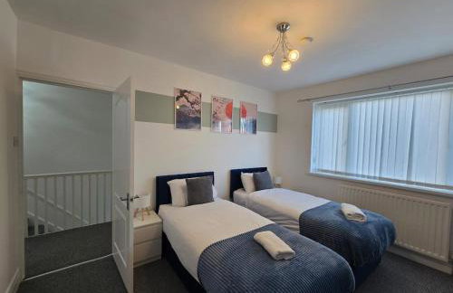 Spacious 3BR Sleeps 6 Ideal for All Stays - Foto 21