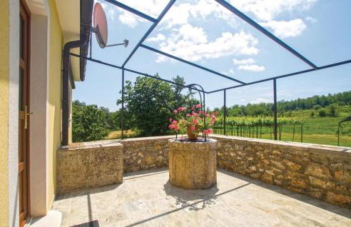 4 Bedroom Stunning Home In Jurani - Foto 11