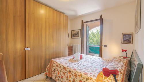 Gorgeous Apartment In Pesaro -Pu- - Foto 5