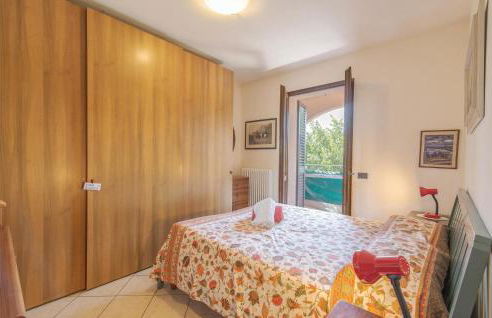 Gorgeous Apartment In Pesaro -Pu- - Foto 5