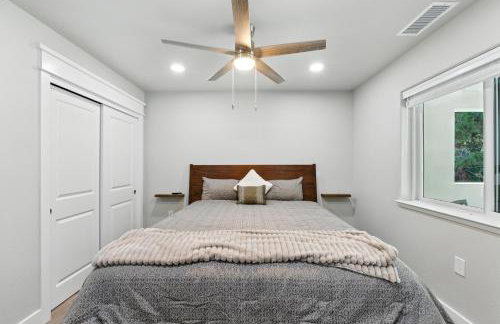 The White House Coveted Triplex Near Lake - Foto 17