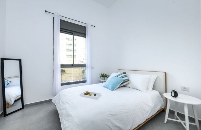 Stylish Coastal Oasis by Sea N' Rent - Foto 6