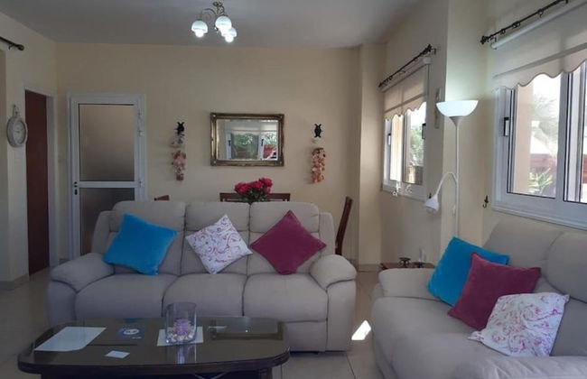 Carolyn Villa , Ayia Napa - Foto 6