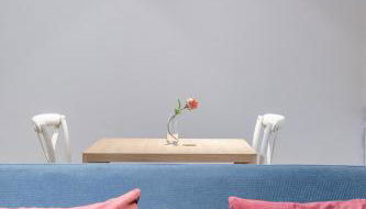 Apt with Antique Floor & lots of Sun Light - Photo 4