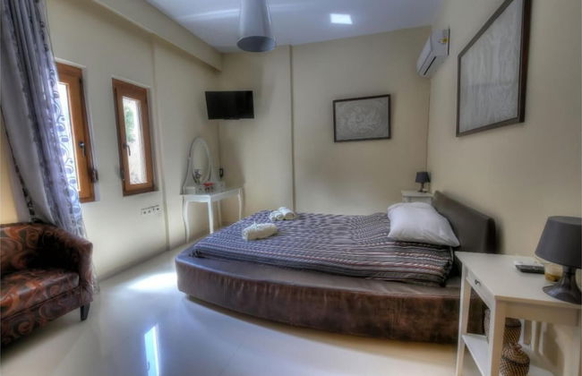 Amazing Villa Arios - Photo 6