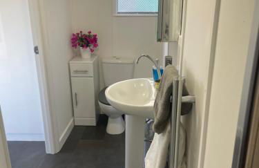 Ningwood Old Station Chalet Ningwood Isle of Wight - Photo 8