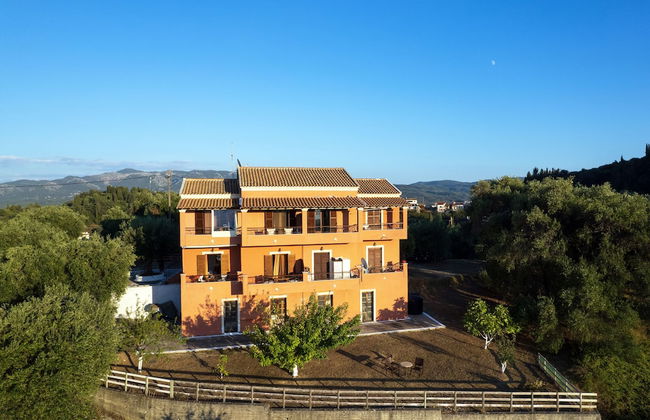 Sunset and Sunrise Apartments - Foto 23