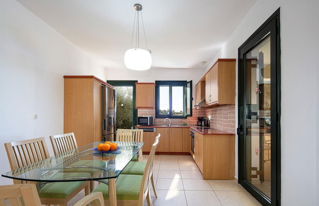 Villa Eleni in Pigianos Kampos - Photo 20