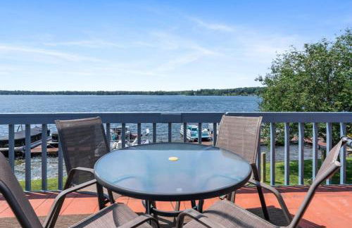 Fife Lake Lodge Multi-Level Lake View King Suite - Foto 17