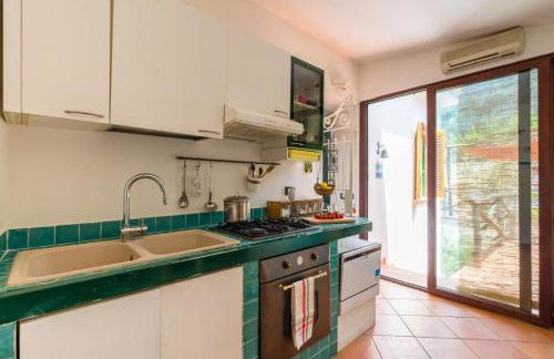 Panoramic Sea-View Apartments with Terrace, Marina della Lobra - Foto 14