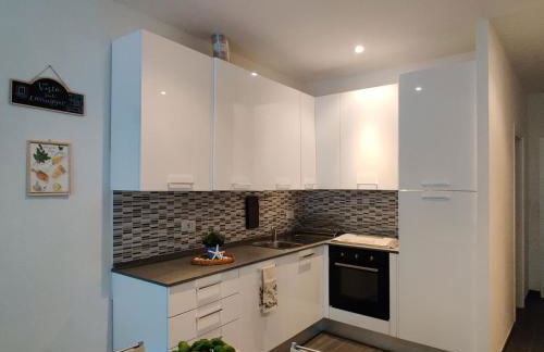 Vista sul carruggio, centro storico di Chiavari - Photo 1