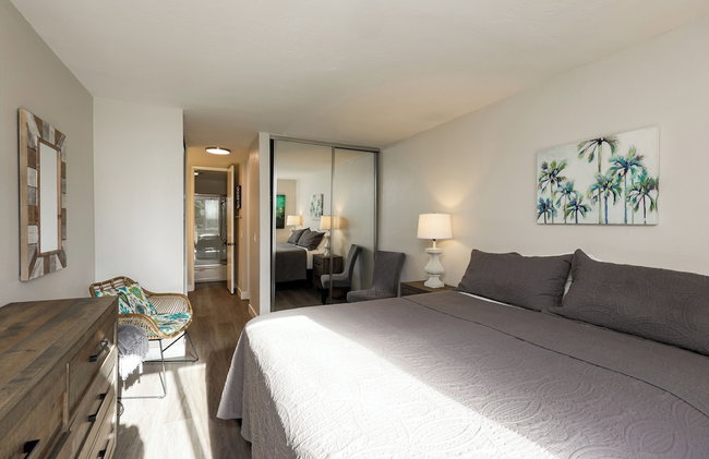 Oceanside Beach Condos - Photo 5