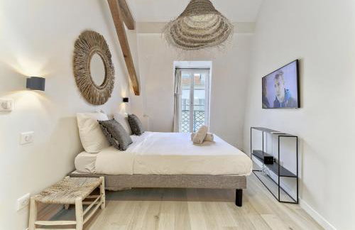 Hyper Centre - Charming duplex - Luxury - Reversible air conditioning - 10 mins from Place MASSENA - Foto 13