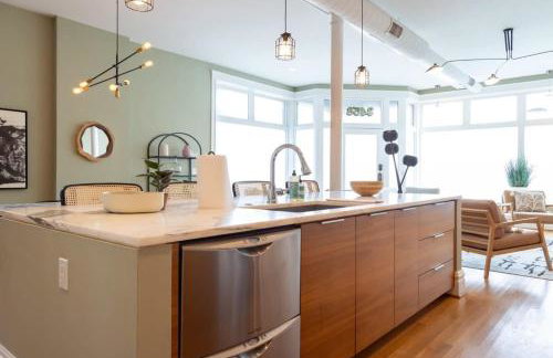 Gorgeous 5BR Storefront Home ABODEbucks - Foto 12