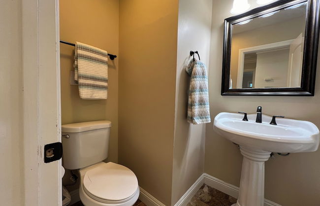 Fantastic 6 bedroom, 4.5 bath home (4 master Suites), pool home - Foto 24