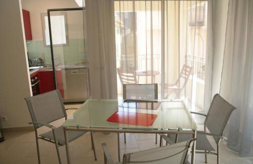 Le Vieux Port Apartments - Photo 57