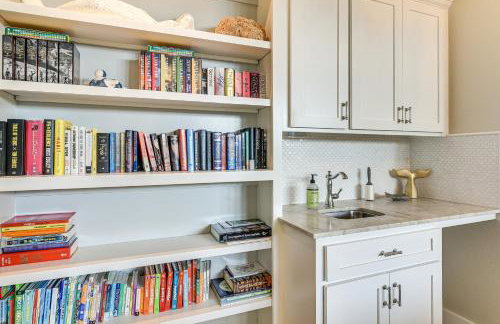 2 Blocks to Shore Crystal Beach House with Yard! - Foto 19