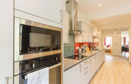 Chauffeur's Cottage with Hot Tub - Foto 7