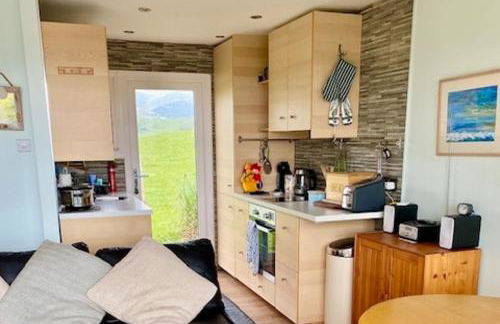 Snowdonia 1-Bed Chalet Sleeps 2 Stunning Views - Photo 5
