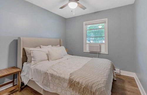 Game Day Haven With Bar & Deck - Foto 6