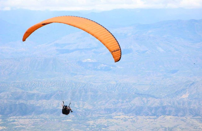 Paragliding in El Tambo - Photo 2