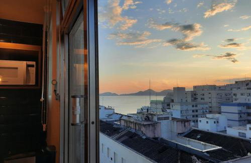 Frente Mar e Conforto | Ar cond, Vaga, Lava e Seca - Foto 3