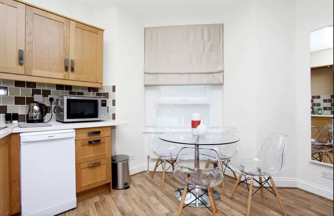 SHQ Apartments - Photo 48