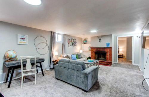 Spacious family home in Littleton with fenced yard - Foto 30