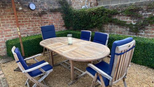 Oulton House - Beautiful Restored 2 Bedroom Property in Spofforth, Harrogate - Foto 5, Garden