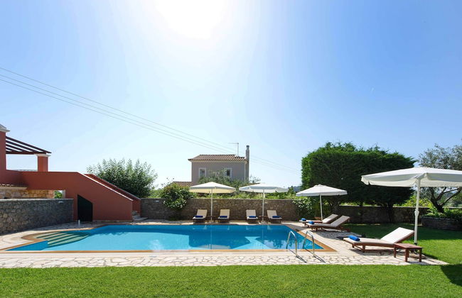 Luxury Villa Lemonia With Private Pool - Photo 29
