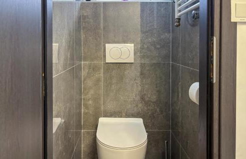Stunning Home In Salopeki Modruski With Wifi - Photo 28