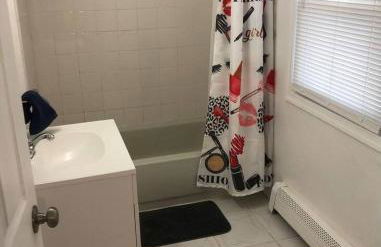 Private 3 bedroom and 1 bathroom house, direct NYC Manhattan train a 15 minute walk away, MetLife Stadium FIFA World Cup 35 minutes away - Foto 5