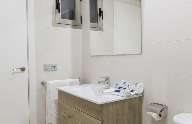 Aparthotel BCL Levante Lux - Photo 25