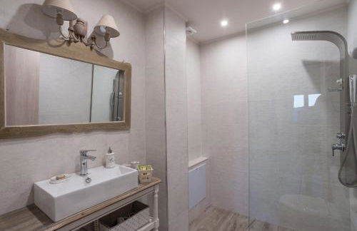 AlmondHouse Suites with Fireplace - ADULTS ONLY - Foto 109